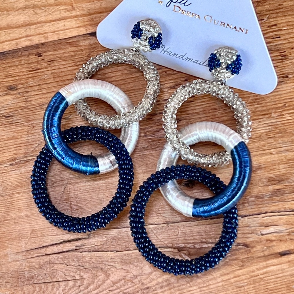 πΊπHPππΊ NWT Deepa Gurnani Beaded Triple Hoop Chandeliers - Picture 11 of 13